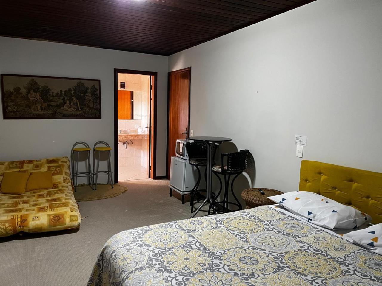 Sonho De Valsa Homestay Campos do Jordao